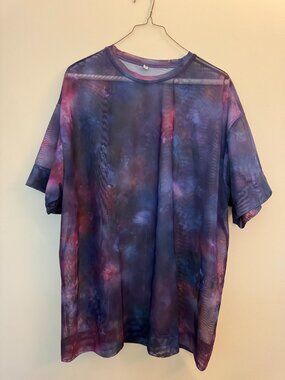 Athleta Mesh Oversized Printed Tee Supernova Galaxy Short Sleeve Purple Blue M